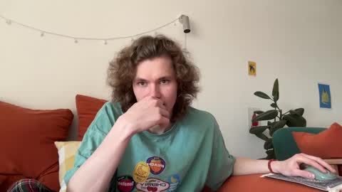 Di Alex online show from April 11, 8:18 am