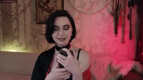 Diana Di Honey online show from May 13, 4:49 pm
