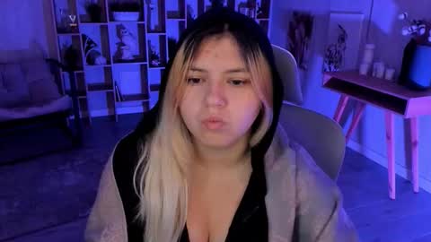 Dia online show from October 10, 10:47 pm