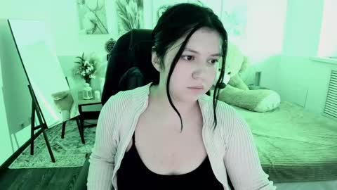 Dia online show from May 31, 7:26 pm