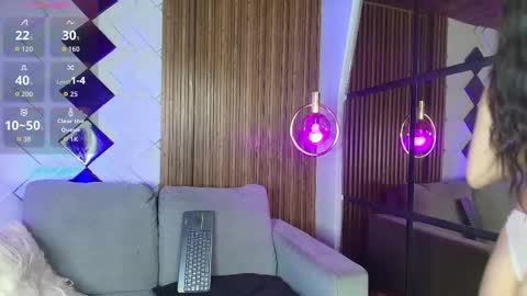 Camila and Megan online show from October 21, 7:17 pm