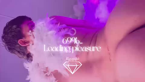Snapshot of diamond_piarce chatting on October 23, 3:52 am Diamond online show from October 23, 3:52 am