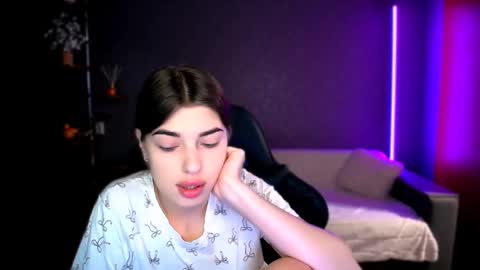 DIANA  online show from September 19, 5:38 pm