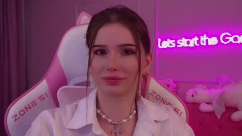 Diana online show from March 10, 6:23 pm