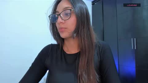 Dianita online show from November 26, 2:09 am