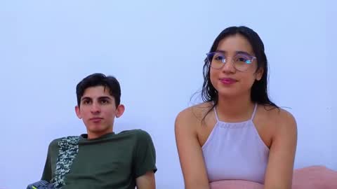 Ana  Leo online show from February 11, 3:18 pm