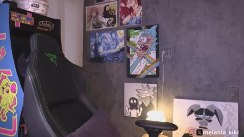 Melania   -    online show from October 28, 10:33 pm