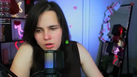 diara ti online show from February 14, 12:19 pm