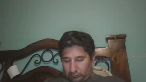 Snapshot of dickeduardo chatting on October 29, 12:56 am dickeduardo online show from October 29, 12:56 am