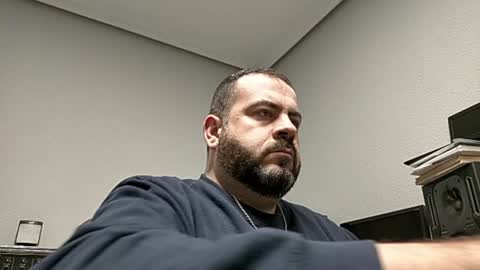 Snapshot of dicktracy_86 chatting on January 3, 10:29 pm DANI online show from January 3, 10:29 pm