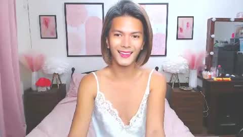 Dennesse online show from January 11, 11:05 am