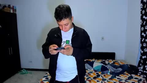 diiego_xxx online show from January 15, 6:44 am