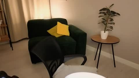 Dilara online show from April 3, 9:00 pm