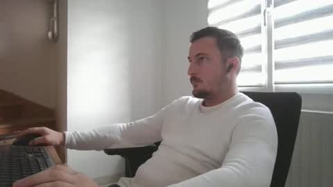 Snapshot of dim623 chatting on October 22, 9:01 am dim623 online show from October 22, 9:01 am