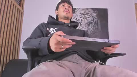 Dimitri online show from October 21, 8:34 pm