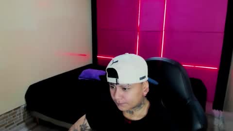Dimitry tompson online show from May 21, 1:28 pm