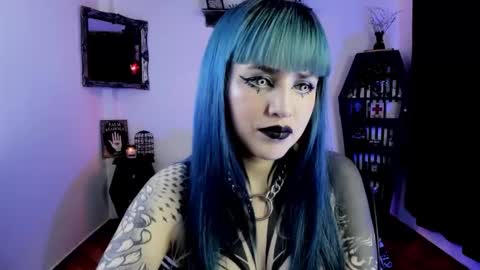 dimmuanddarkness online show from October 16, 7:52 am