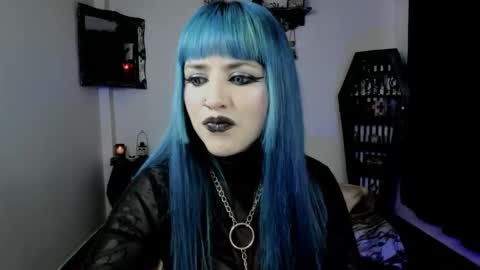 dimmuanddarkness online show from February 12, 9:24 am