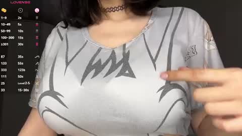 Amelia online show from June 19, 2:12 pm
