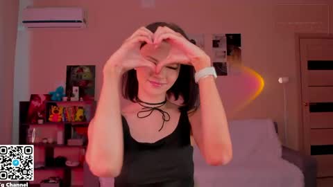 Jessie online show from April 4, 7:04 am