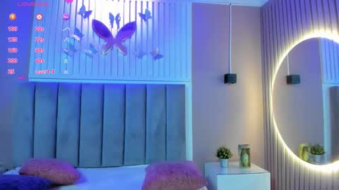 Snapshot of diosa_cristal chatting on September 16, 3:19 am Cristal online show from September 16, 3:19 am