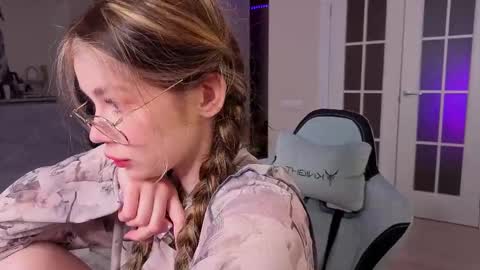 Diana online show from March 23, 2:16 am