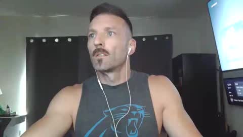 dirty_birdy_ online show from April 22, 7:54 pm