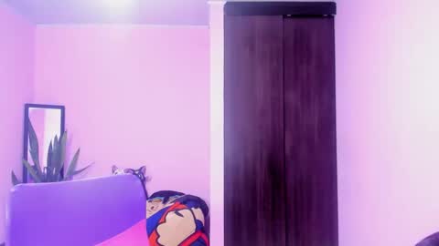 dirty_latin_squirts online show from October 8, 11:49 am