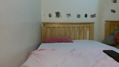 sisi and grovin online show from November 1, 11:20 am