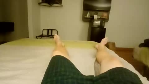 dirtypop2001 online show from December 20, 7:59 am