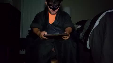 Discreetdwarf88 online show from March 15, 3:33 am