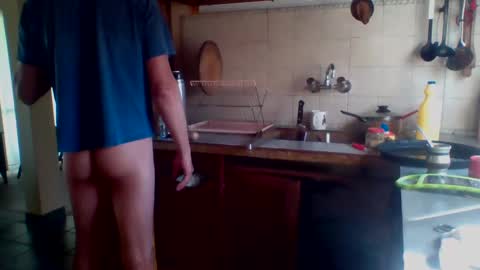 Snapshot of discretopasivo chatting on November 1, 11:20 am discretopasivo online show from November 1, 11:20 am