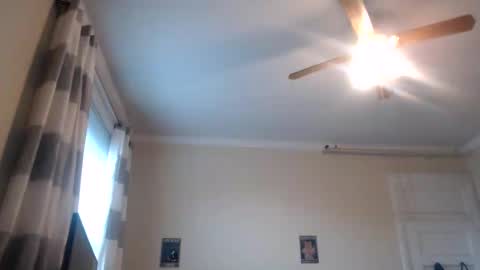 Snapshot of disr3sp3ctfully_dipp3d chatting on March 7, 3:18 pm Your Best Worst Nightmare online show from March 7, 3:18 pm