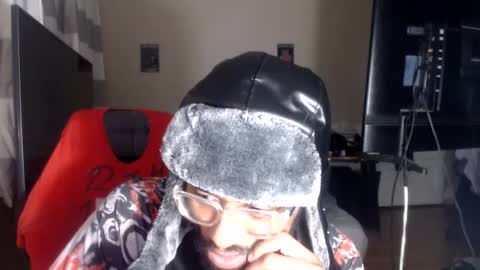Snapshot of disr3sp3ctfully_dipp3d chatting on March 7, 12:12 pm Your Best Worst Nightmare online show from March 7, 12:12 pm