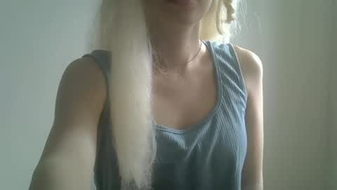 DitaMilton online show from September 18, 2:10 pm