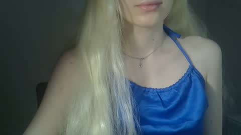 DitaMilton online show from February 17, 8:08 pm