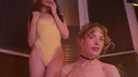 Eva and Lucia online show from December 5, 12:43 am