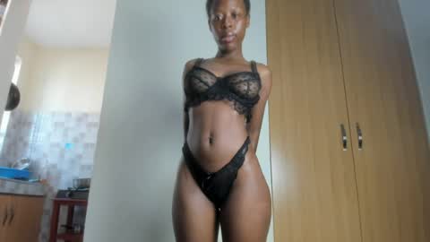divine online show from July 9, 11:36 am