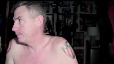 dix_handley_50 online show from September 25, 11:39 am