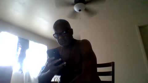 Snapshot of djbignuttsbrownass24 chatting on September 14, 6:42 pm djbignuttsbrownass24 online show from September 14, 6:42 pm
