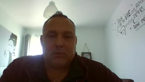 djeauzy77 online show from April 15, 9:56 am