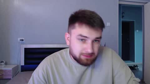 do_you_feel_pain online show from October 31, 11:10 am