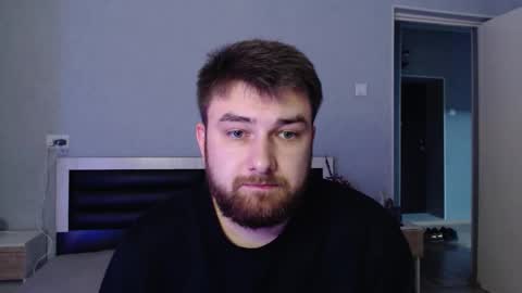 do_you_feel_pain online show from October 24, 9:37 pm