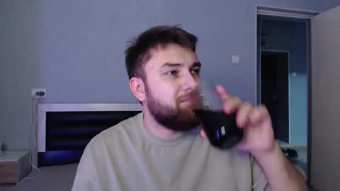 do_you_feel_pain online show from October 23, 6:20 pm