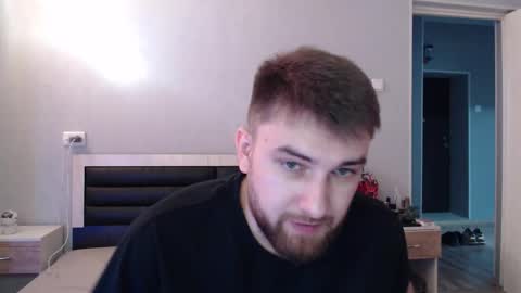 do_you_feel_pain online show from October 30, 9:43 am