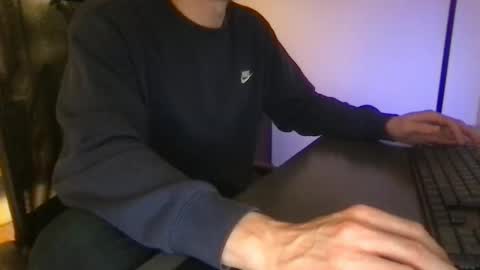 doctor_luv_69 online show from March 5, 9:46 pm