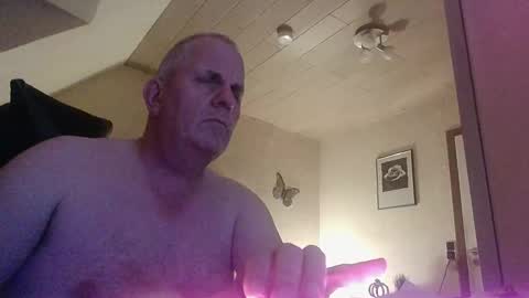 doggy2629 online show from October 29, 8:09 pm