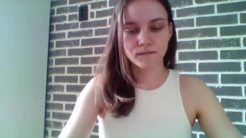 dolcezza_ online show from April 23, 11:40 am