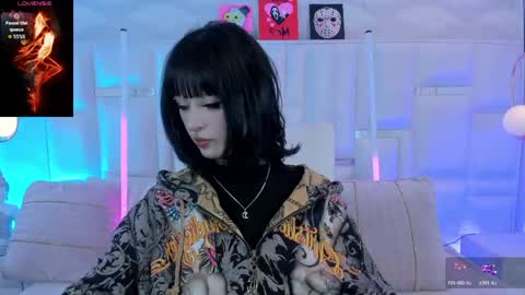 doll  bella online show from May 13, 1:32 pm