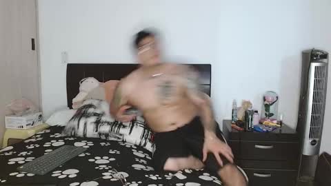 Auro and Santiago online show from March 12, 2:41 am